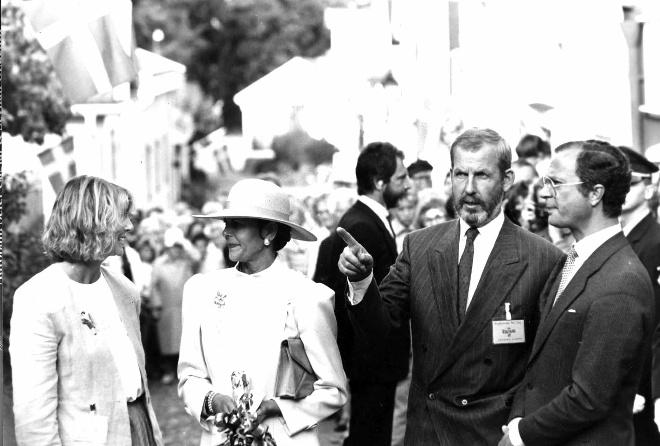 Kungen och Drottningen besöker Galleriet på sin Eriksgata 1987