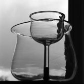 Skål och vinglas i rampigt glas, Evald Kraft, bitr hyttmästare, foto: John Selbing