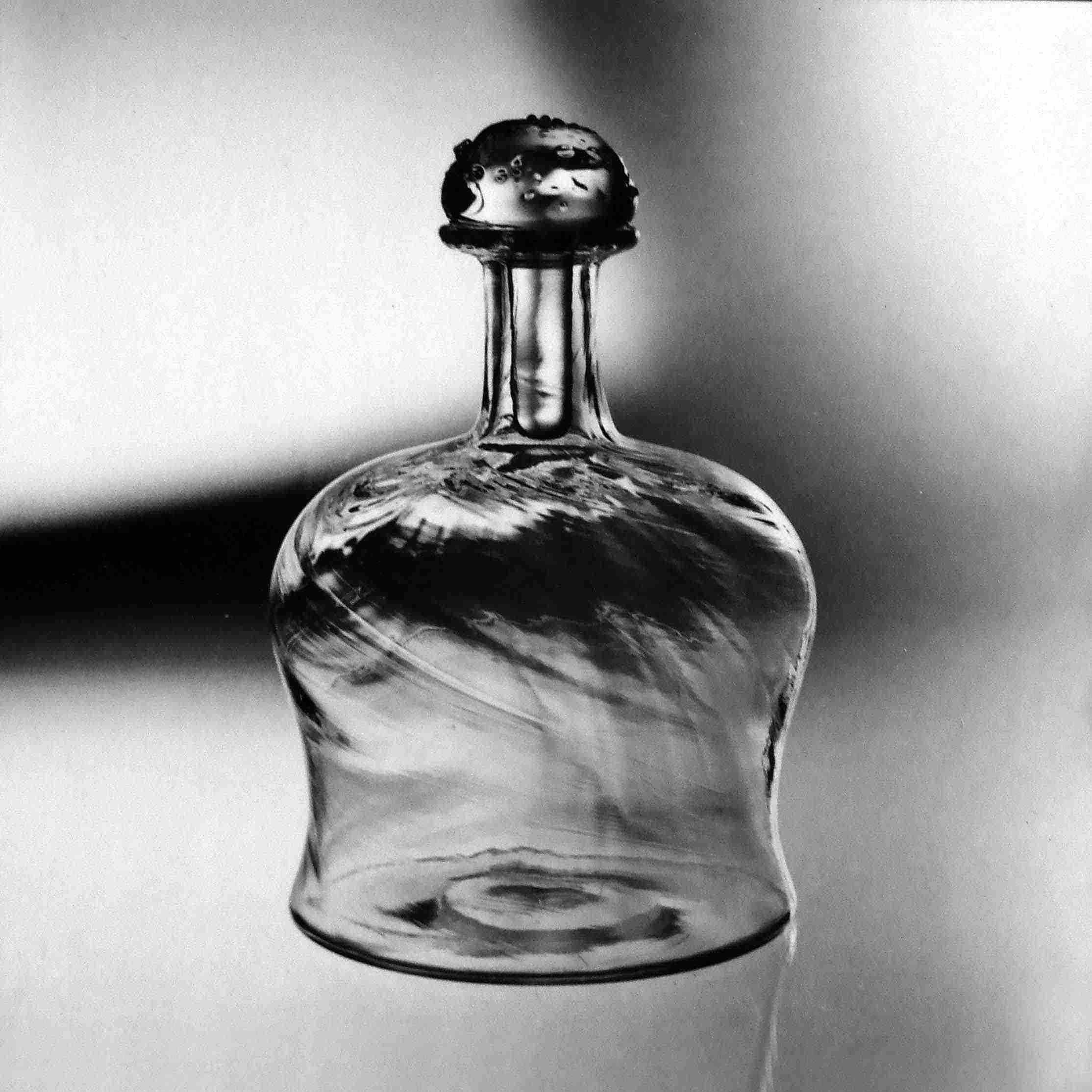 Expo Bu 387-66. Flaska i rampigt glas, Evald Kraft, bitr hyttmästare, foto: John Selbing